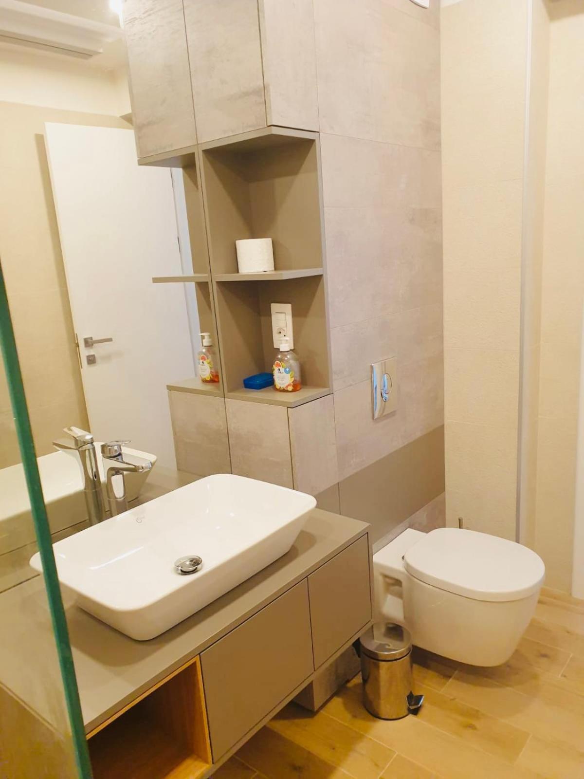 ブラショフSegovia Apartament 2アパートメント エクステリア 写真